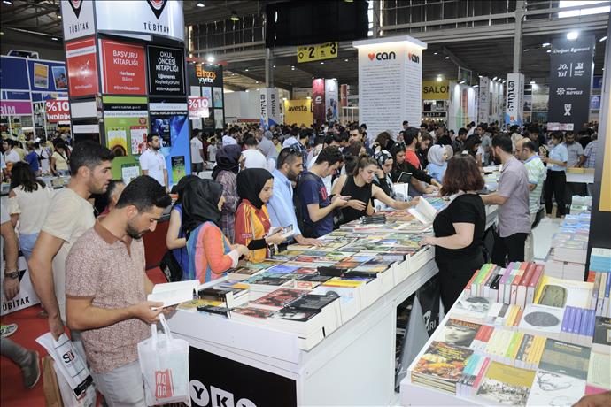 Tüyap, Kitap Fuarlarıyla Edebiyat Rüzgarı Estirecek