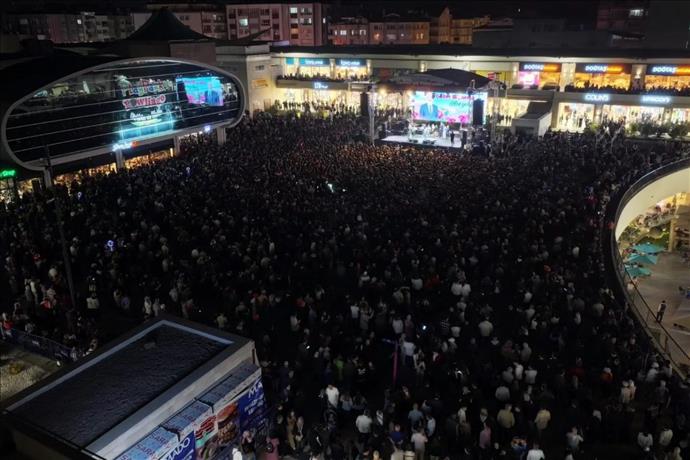 Isparta Meydan AVM Uluslararası Isparta Gül Festivaline Ev Sahipliği Yaparak Binlerce Kişiyi Ağırladı