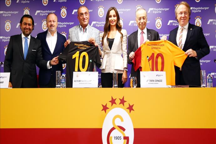 Galatasaray’ın forma sırt sponsoru Magdeburger Sigorta oldu  