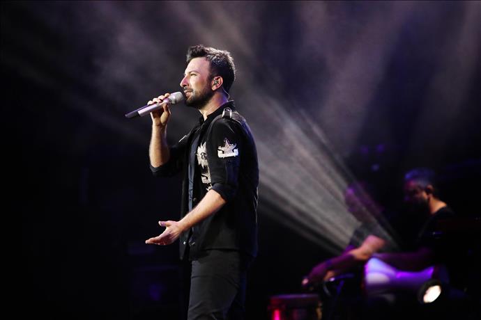 Tarkan'dan Hodri Meydan  