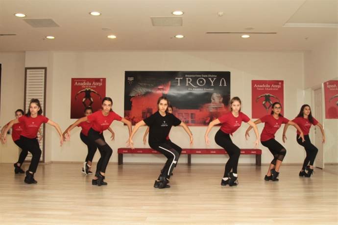 Anadolu Ateşi Dans Okulu Trump AVM’de açıldı