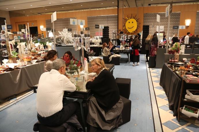 Ünlü isimler Tohum Otizm Vakfı 12. Alışveriş Festivali'nde buluştu