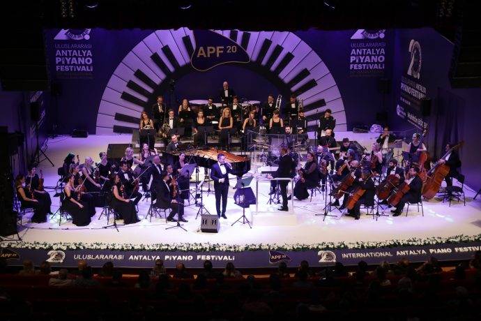 Uluslararası Antalya Piyano Festivali başladı