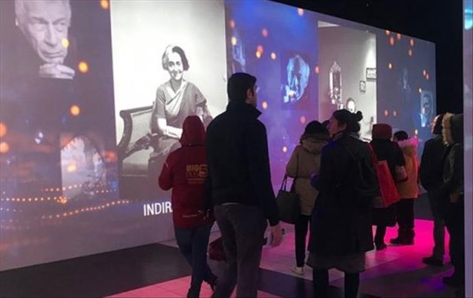 Ara Güler Dijital Fotoğraf Sergisi'ne yoğun ilgi 