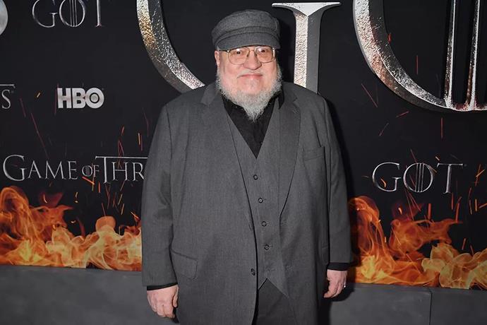 George R.R. Martin eve kapandı! Kış Rüzgarları'nı yazıyor