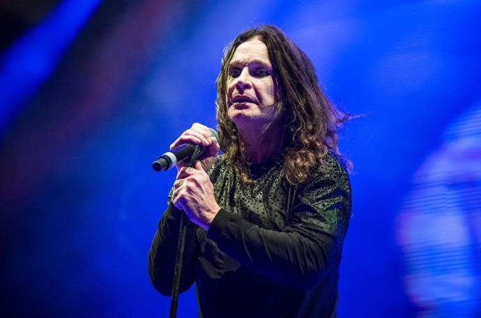 Ozzy Osbourne parkinson hastası olduğunu açıkladı