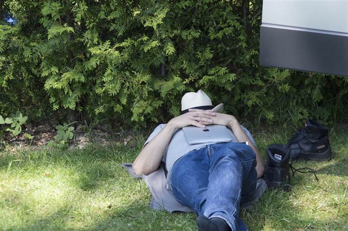 Yazın gündüz yoğunluğuna karşı siesta