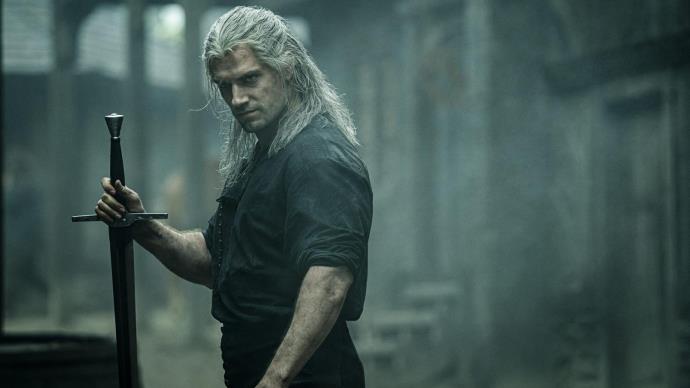 The Witcher dizisinden Geralt, Ciri ve Yennefer tanıtım videoları geldi