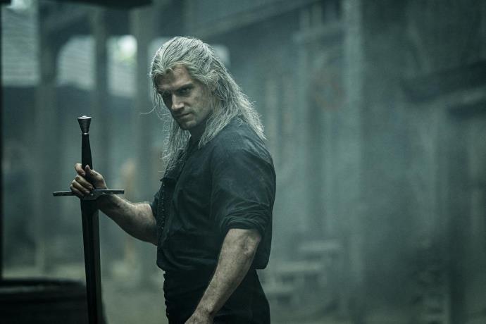 Beklenen gün geldi! Netflix dizisi The Witcher yayında...