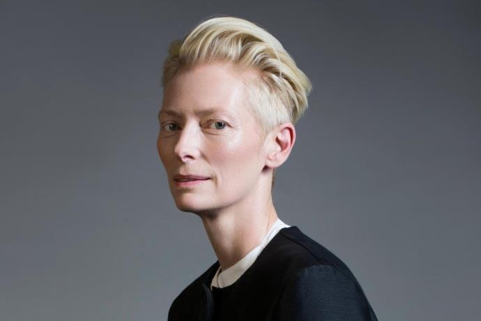 Tilda Swinton Parazit dizisinde başrolde oynayacak