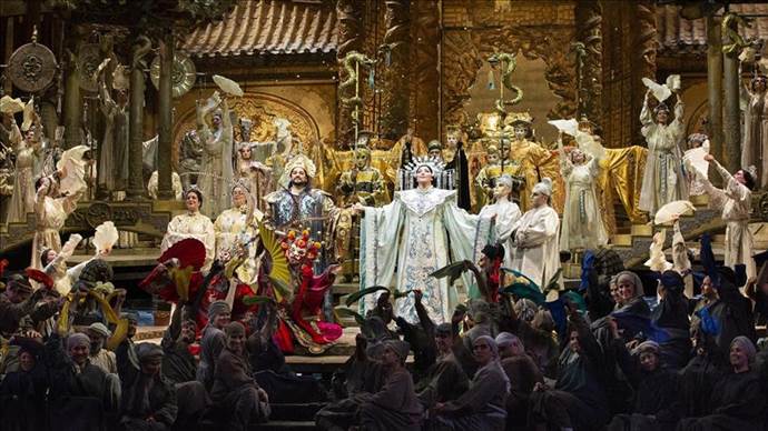 Metropolitan, Turandot Operası ile perdelerini açıyor  